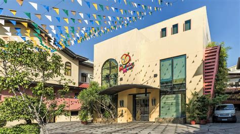 The Mabuhay Manor .